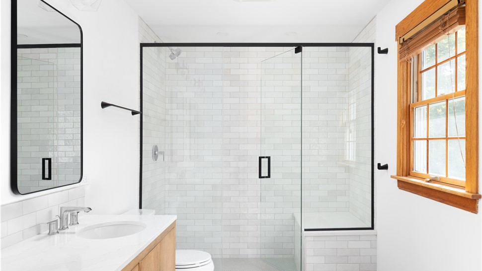 Bathrooms - Shower Doors Photo 1