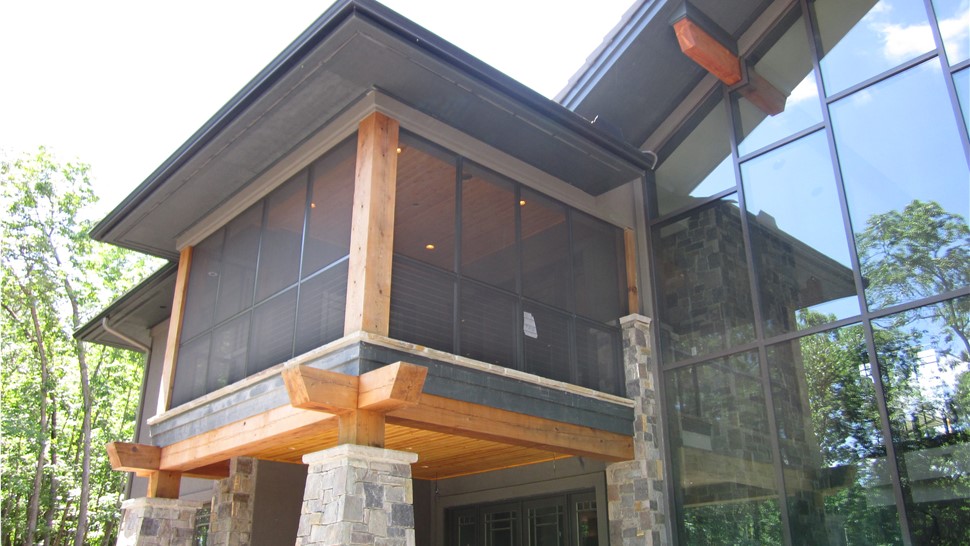 Screen Rooms Photo 1