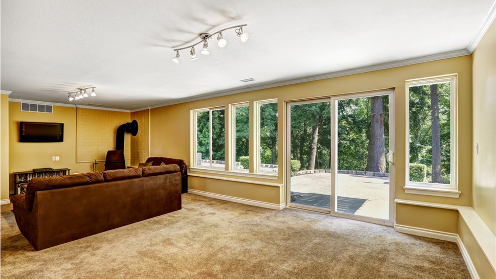 Sliding Doors Photo 1