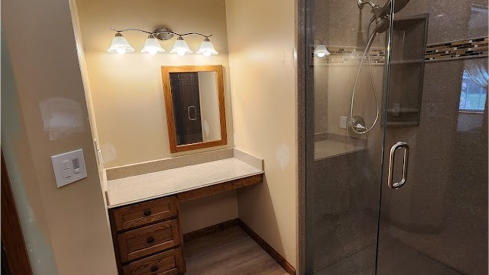 Bathrooms Project in Marshall, MO by Four Seasons Home Products