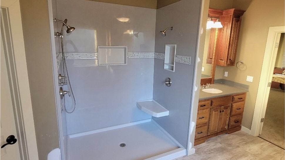 Bathrooms Project in Bucyrus, KS by Four Seasons Home Products