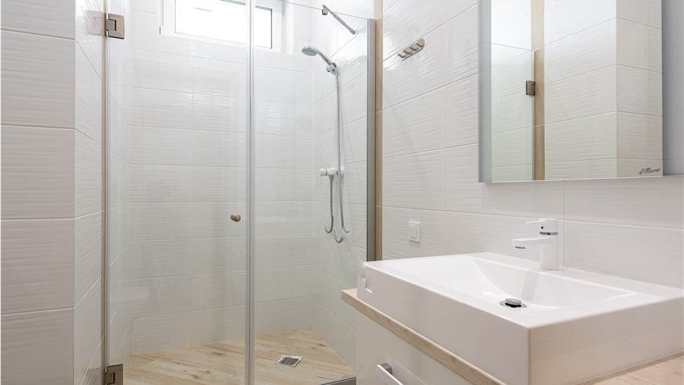 Tub to Shower Conversions Photo 1