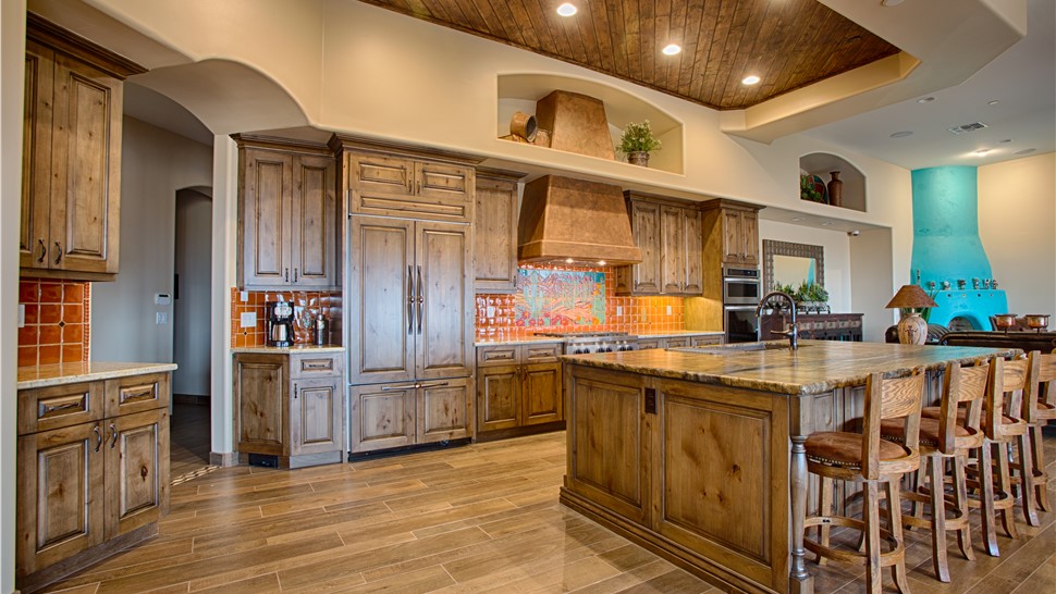 Kitchen Remodeling - Large Kitchen Remodel Photo 1