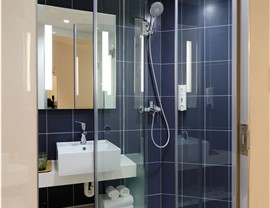 Bathroom Remodeling - Shower Enclosures Photo 3