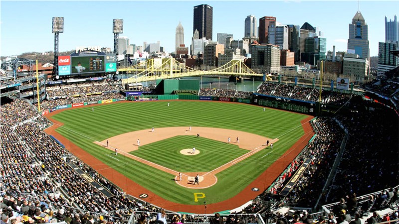 Play Ball! Moving Near the Top 5 Ballparks in the USA