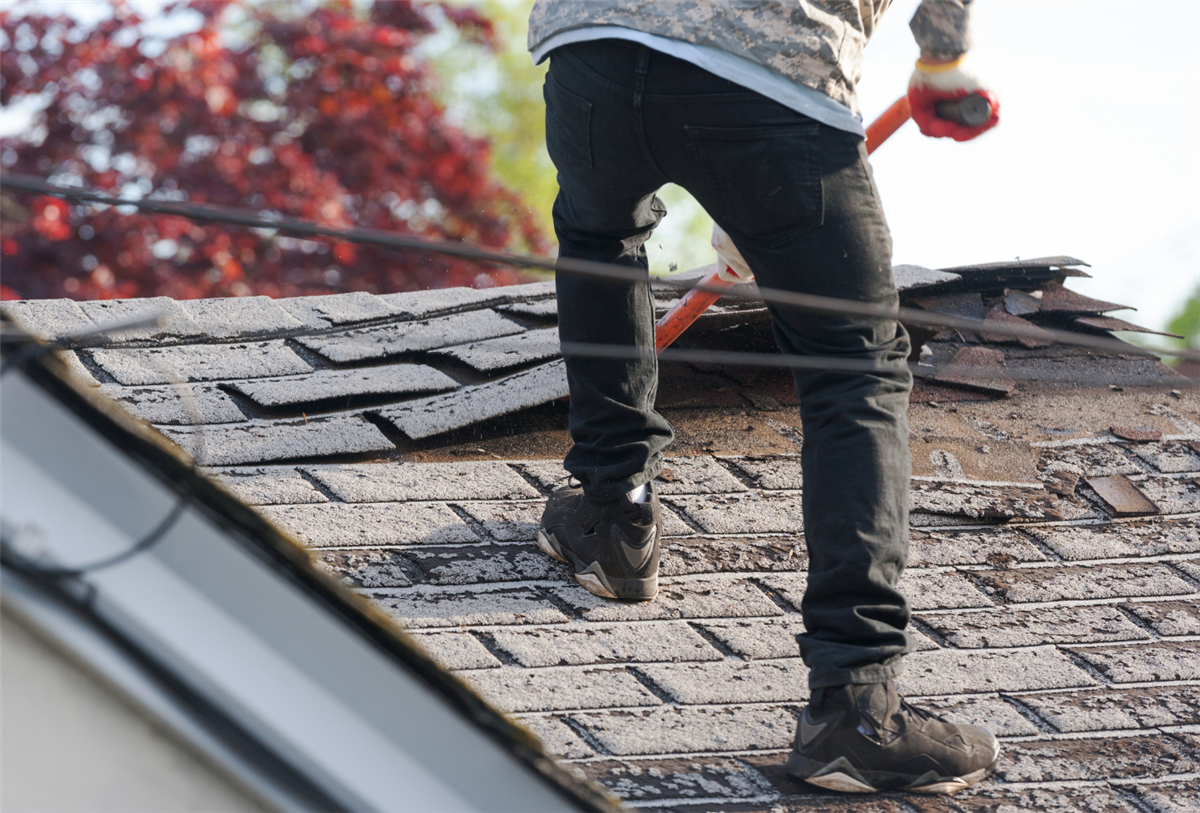 Spring Roof Inspection Checklist: 5 Signs Your Roof Needs Attention After Winter