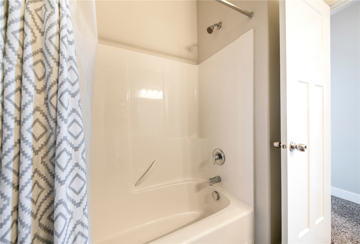 Bathroom Remodel Materials Compared: Which Option Is Actually Worth Your Money?