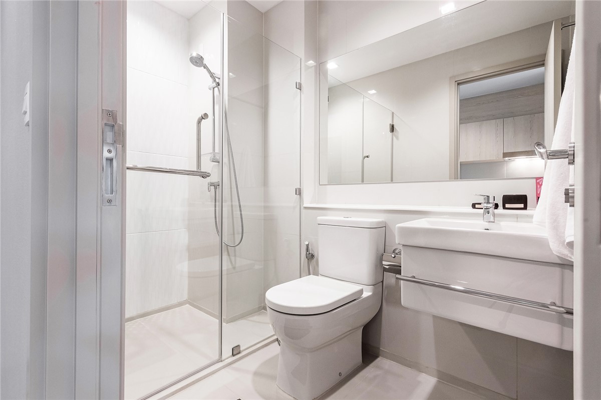 Small Bathroom, Big Style: Smart Design Ideas to Maximize Your Space