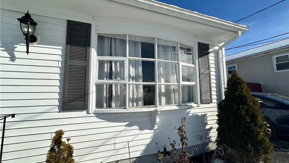 Replacement Windows Project in East Providence, RI by ProEdge Remodeling