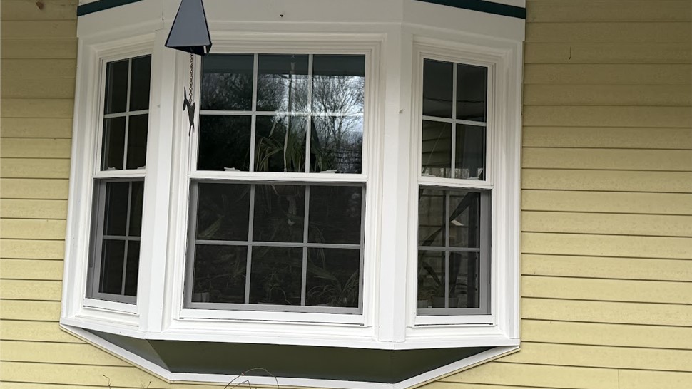 Replacement Windows Project in East Lyme, CT by ProEdge Remodeling