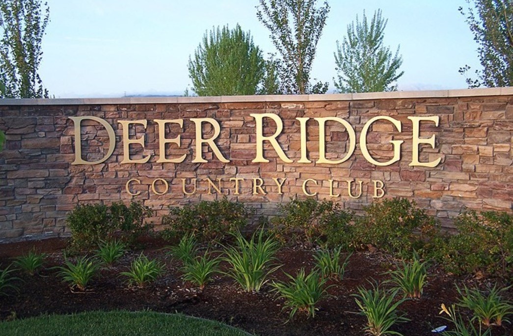Top Commercial Signage Trends in 2025