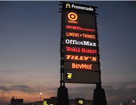 Pylon Signs 2 Photo 2
