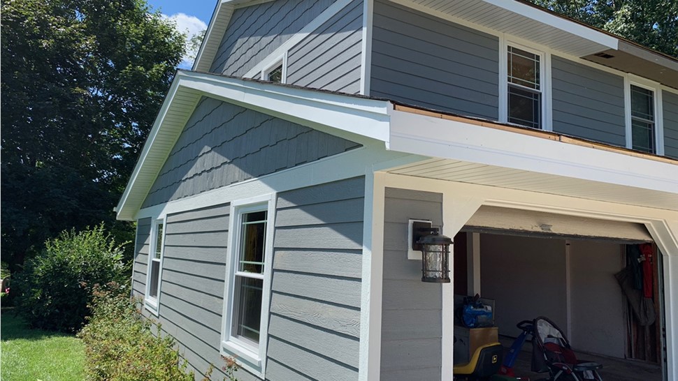 Siding Photo 2