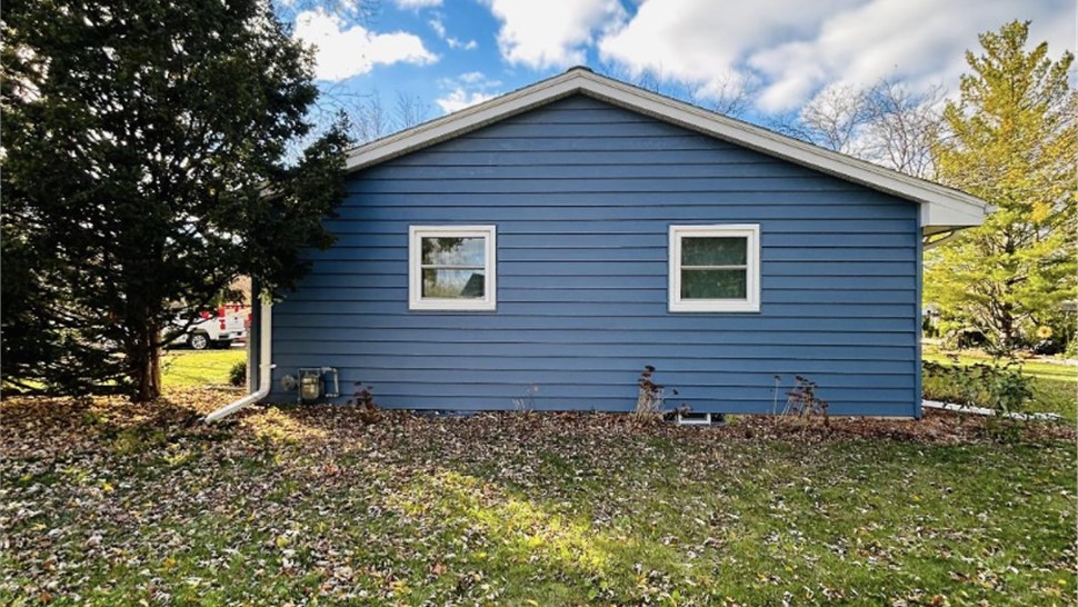 Siding Project in Brookfield, WI by HomeSealed Exteriors