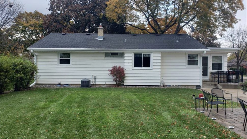 Windows Project in Milwaukee, WI by HomeSealed Exteriors