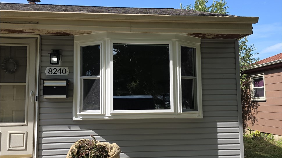 Windows Project in Milwaukee, WI by HomeSealed Exteriors