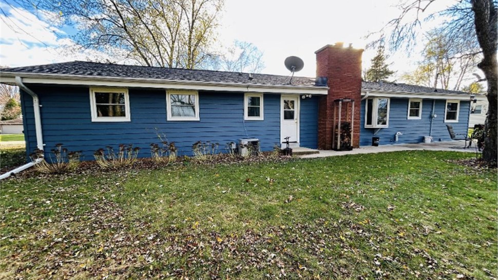 Siding Project in Brookfield, WI by HomeSealed Exteriors