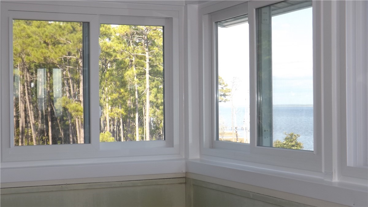 Benefits of Impact Windows in the Florida Panhandle