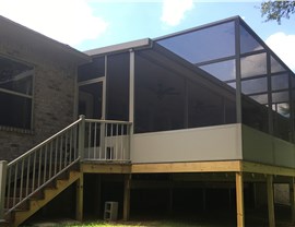 Deck and Pato Enclosures Photo 3