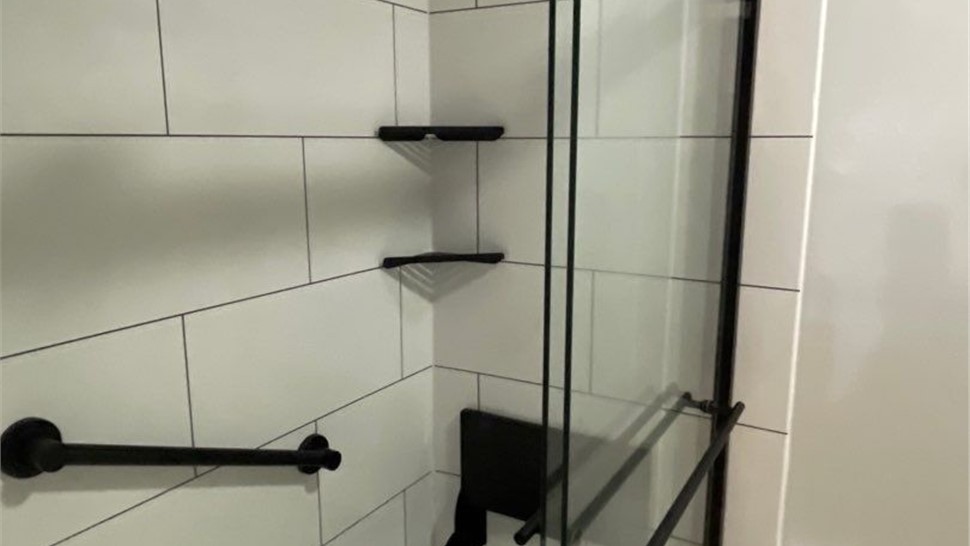 Tubs & Showers Project in Pensacola, FL by Hometown Contractors, Inc.