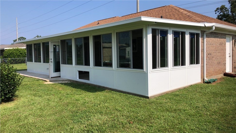 Sunrooms & Enclosures Project in Lillian, AL by Hometown Contractors, Inc.