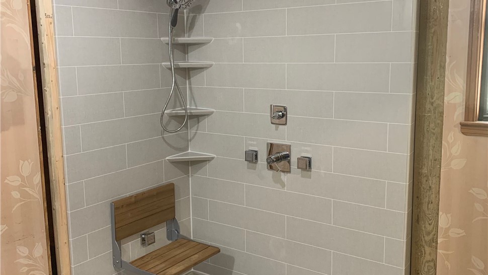 Tubs & Showers, Tubs & Showers Project in Baker, FL by Hometown Contractors, Inc.