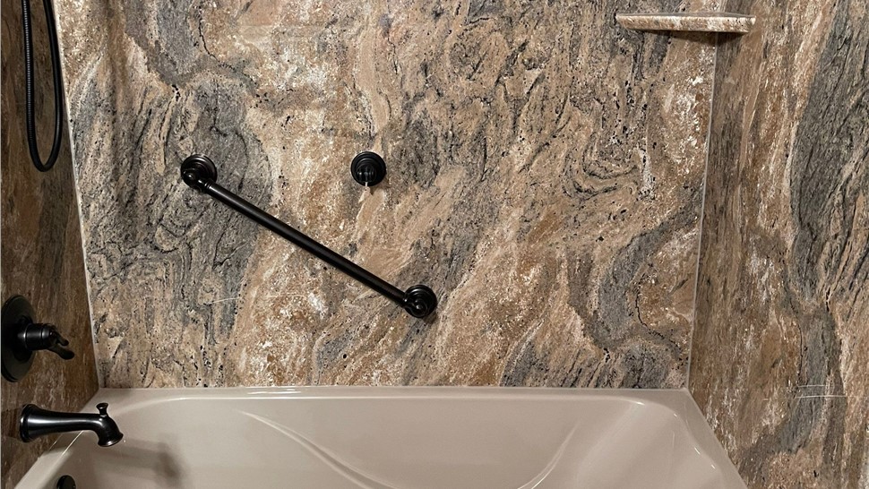 Tubs & Showers, Tubs & Showers Project in Mobile, AL by Hometown Contractors, Inc.