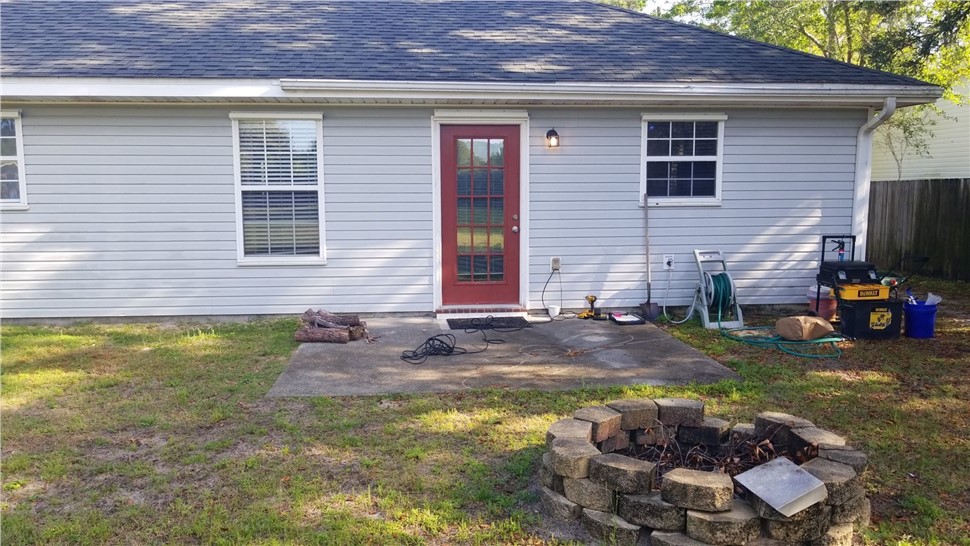 Sunrooms & Enclosures Project in Navarre, FL by Hometown Contractors, Inc.