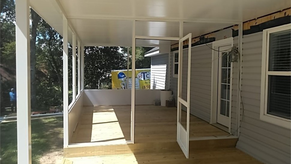 Sunrooms & Enclosures Project in Crestview, FL by Hometown Contractors, Inc.