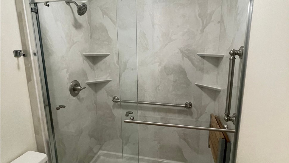 Tubs & Showers Project in Pensacola, FL by Hometown Contractors, Inc.