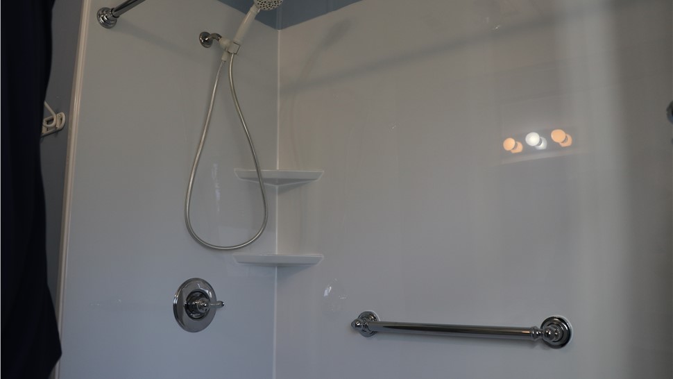 Tubs & Showers, Tubs & Showers Project in Milton, FL by Hometown Contractors, Inc.