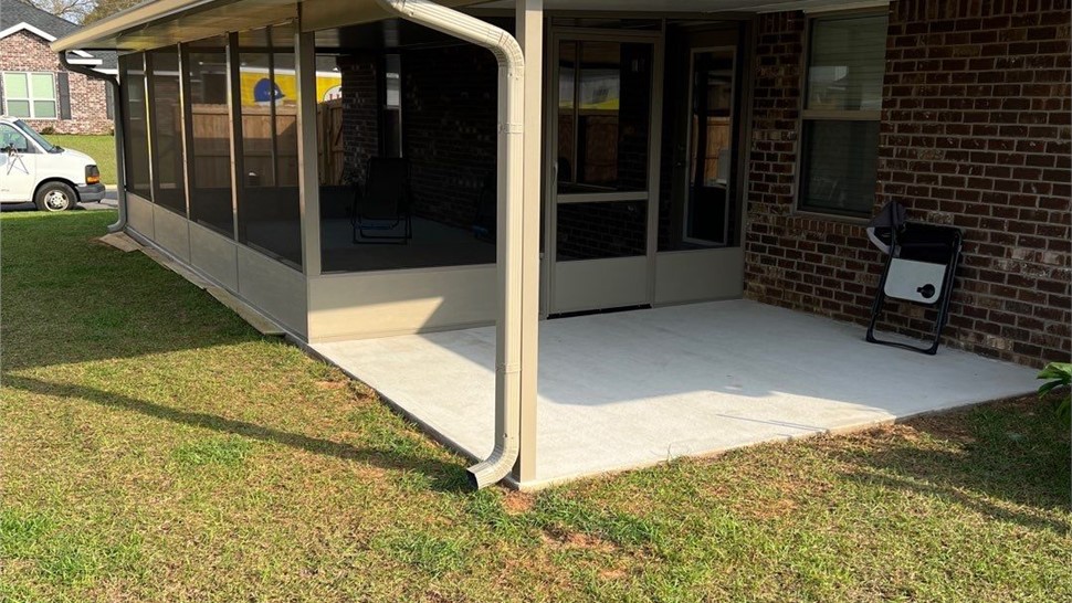 Sunrooms & Enclosures Project in Bellview, FL by Hometown Contractors, Inc.