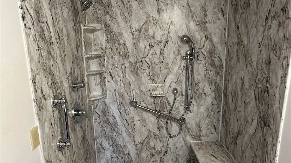 Tubs & Showers Project in Wewahitchka, FL by Hometown Contractors, Inc.