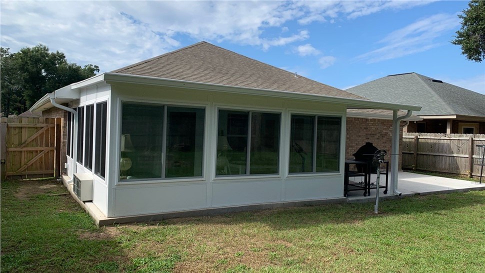Sunrooms & Enclosures Project in Milton, FL by Hometown Contractors, Inc.