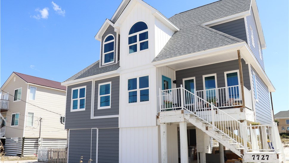 Siding, Siding Project in Navarre, FL by Hometown Contractors, Inc.