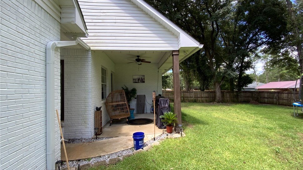Sunrooms & Enclosures Project in Crestview, FL by Hometown Contractors, Inc.