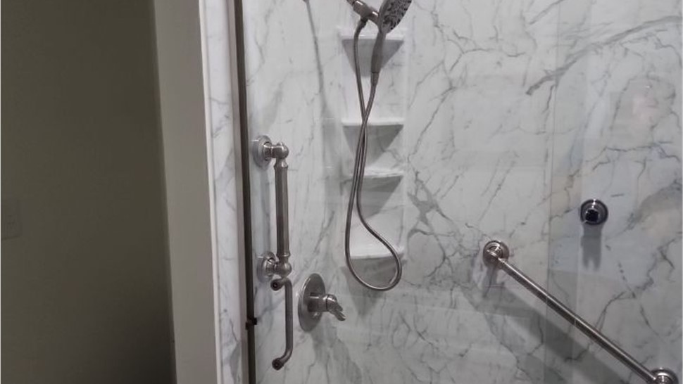 Tubs & Showers Project in Daphne, AL by Hometown Contractors, Inc.