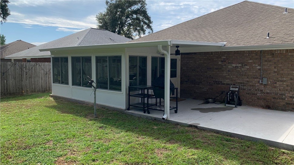 Sunrooms & Enclosures Project in Milton, FL by Hometown Contractors, Inc.
