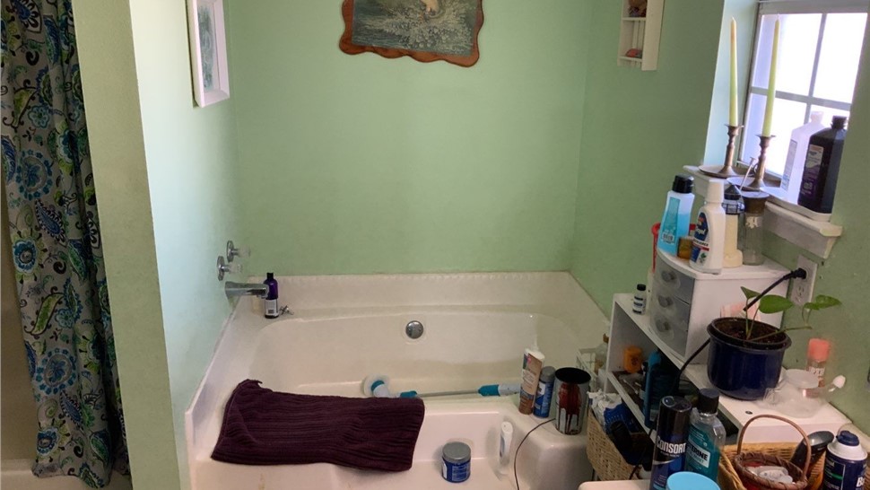 Tubs & Showers, Tubs & Showers Project in Pensacola, FL by Hometown Contractors, Inc.