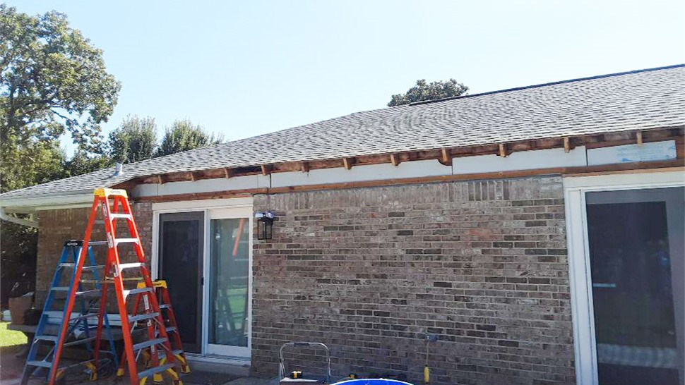 Sunrooms & Enclosures Project in Niceville, FL by Hometown Contractors, Inc.