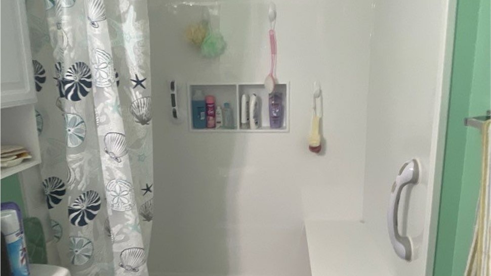 Tubs & Showers Project in Pensacola, FL by Hometown Contractors, Inc.