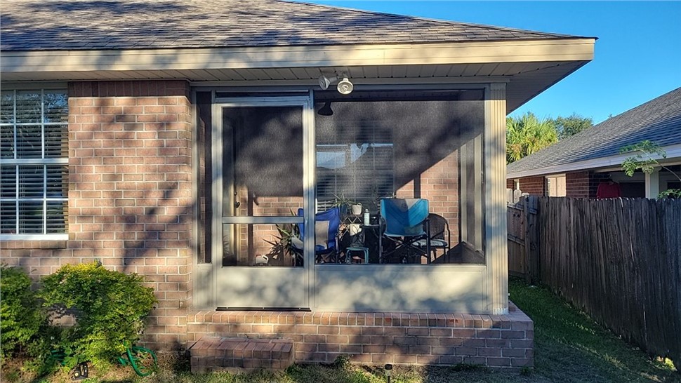 Sunrooms & Enclosures Project in Milton, FL by Hometown Contractors, Inc.