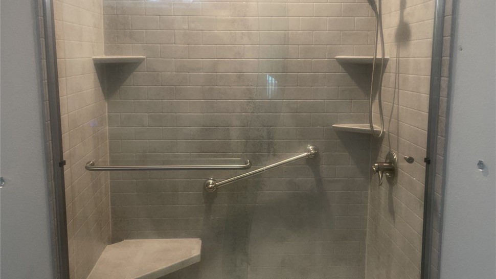 Tubs & Showers, Tubs & Showers Project in Milton, FL by Hometown Contractors, Inc.