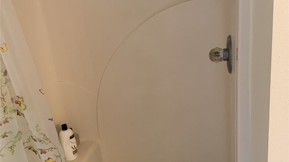 Tubs & Showers, Tubs & Showers Project in Niceville, FL by Hometown Contractors, Inc.