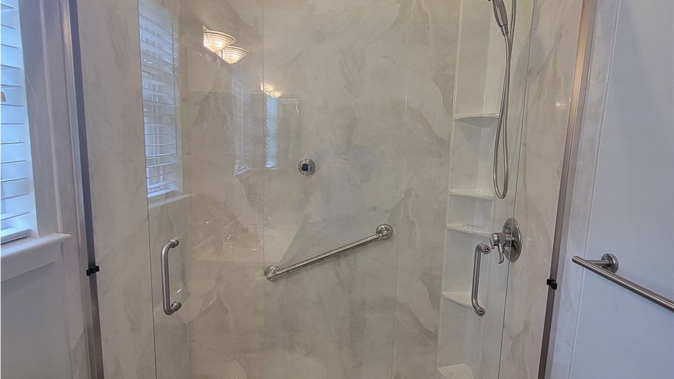 Tubs & Showers Project in Niceville, FL by Hometown Contractors, Inc.