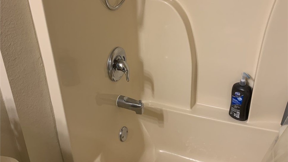 Tubs & Showers, Tubs & Showers Project in Navarre, FL by Hometown Contractors, Inc.