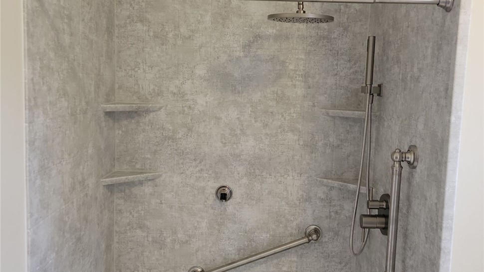 Tubs & Showers Project in Brewton, AL by Hometown Contractors, Inc.