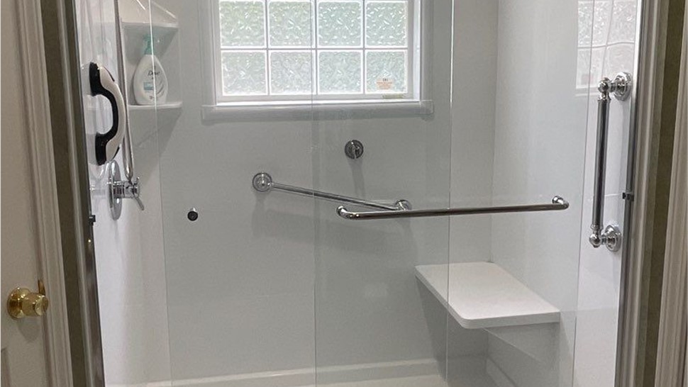 Tubs & Showers Project in Grand Bay, AL by Hometown Contractors, Inc.