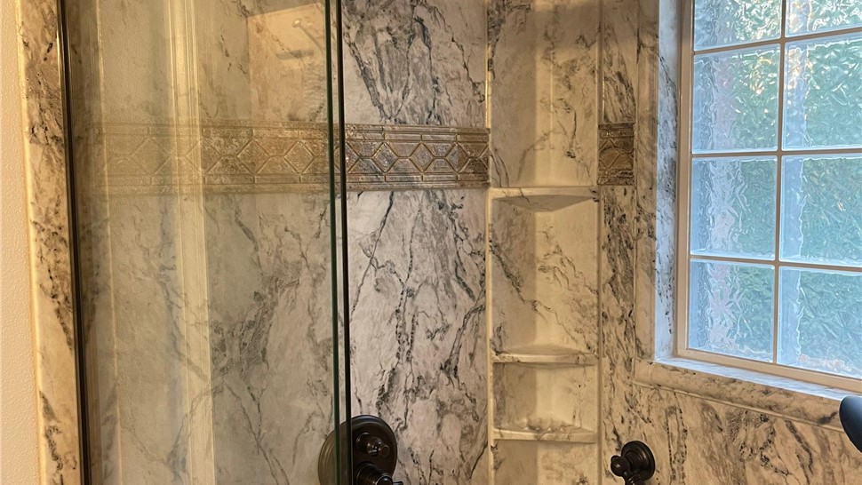 Tubs & Showers, Tubs & Showers Project in Gulf Breeze, FL by Hometown Contractors, Inc.