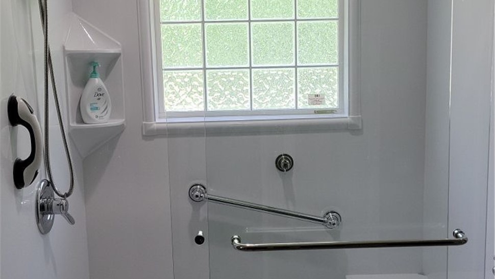 Tubs & Showers, Tubs & Showers Project in Grand Bay, AL by Hometown Contractors, Inc.